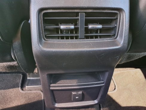 Used 2018 Ford Edge Titanium image 36