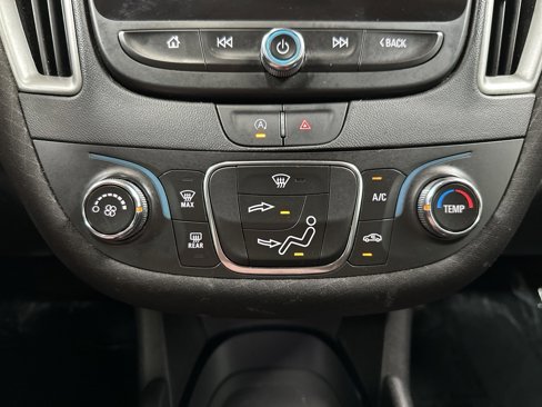 Used 2023 Chevrolet Malibu LS image 26