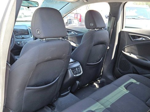 Used 2019 Chevrolet Malibu LT image 6