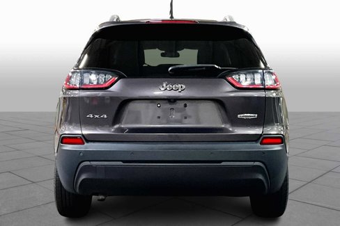 Used 2019 Jeep Cherokee Latitude Plus w/ Cold Weather Group image 4