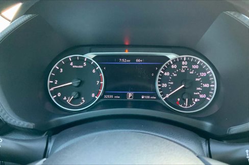Used 2024 Nissan Sentra SV image 21