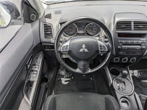 Used 2013 Mitsubishi Outlander Sport SE image 16