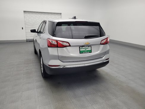 Used 2020 Chevrolet Equinox LT image 6