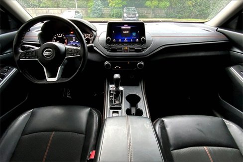 Used 2022 Nissan Altima 2.5 SR image 15