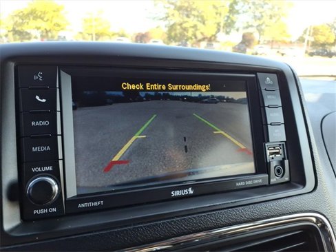 Used 2017 Dodge Grand Caravan SXT image 21