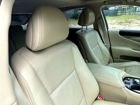 Used 2014 Lexus LS 460 image 54