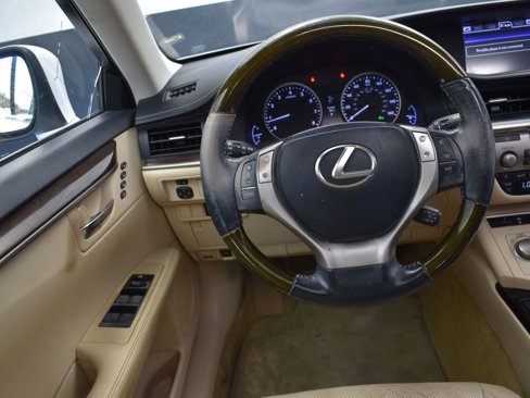 Used 2013 Lexus ES 350 image 29