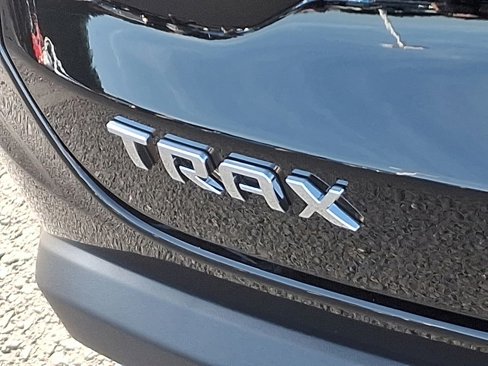 New 2025 Chevrolet Trax LT image 5