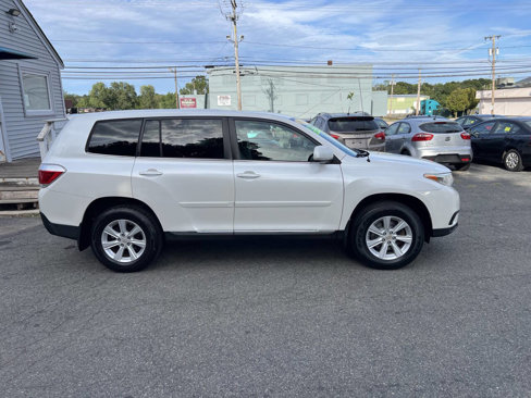 Used 2012 Toyota Highlander SE image 12