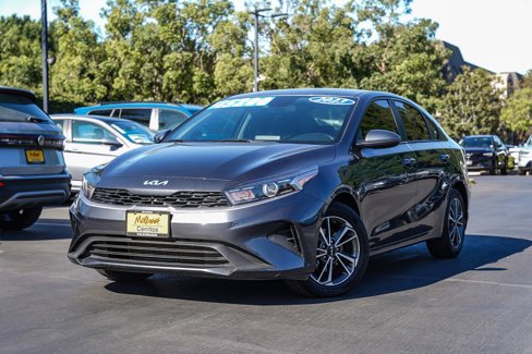 Used 2023 Kia Forte LXS image 1