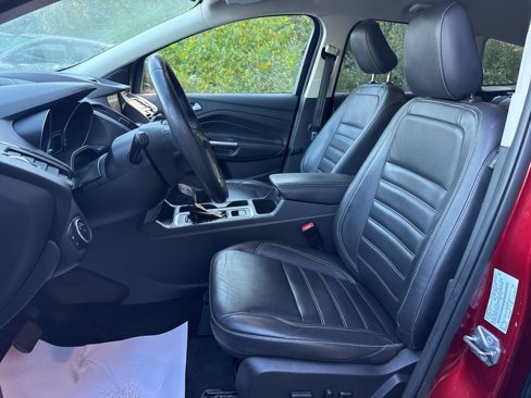 Used 2018 Ford Escape SEL image 15