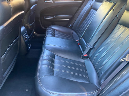 Used 2021 Chrysler 300 S image 32