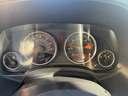 Used 2014 Jeep Compass Latitude image 30