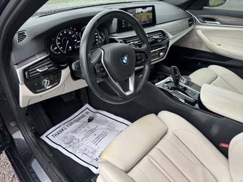 Used 2018 BMW 530e image 16