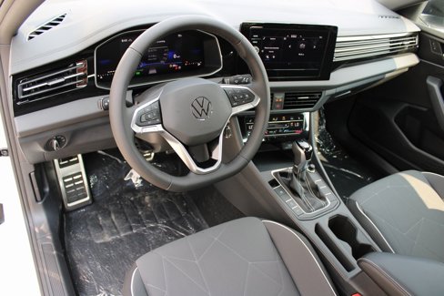New 2025 Volkswagen Jetta Sport image 8