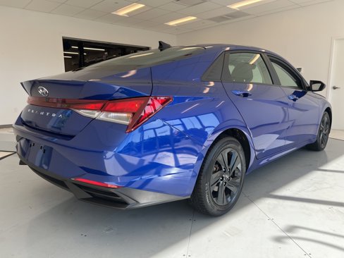 Used 2023 Hyundai Elantra SEL w/ Preferred Accessory Package image 60