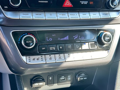 Used 2018 Hyundai Sonata Limited w/ Ultimate Package 02 image 16