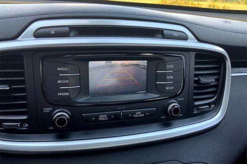 Used 2016 Kia Sorento LX image 22