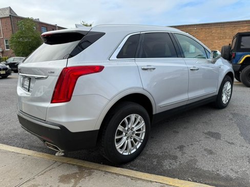 Used 2017 Cadillac XT5 FWD image 4