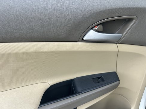 Used 2010 Honda Accord LX image 20