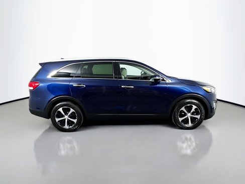 Used 2017 Kia Sorento EX image 6