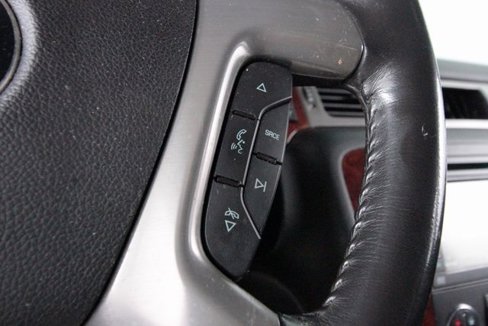 Used 2011 Chevrolet Suburban LTZ image 21