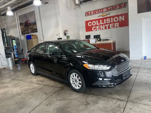 Used 2016 Ford Fusion S image 4