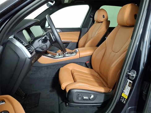 Certified 2022 BMW X5 xDrive40i w/ Premium Package image 16