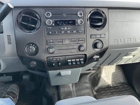 Used 2016 Ford F250 XL w/ XL Appearance Package image 7