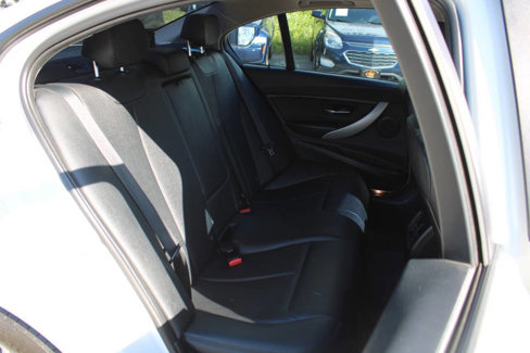 Used 2015 BMW 320i xDrive Sedan image 24