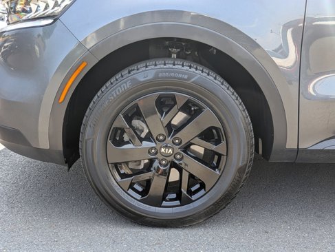 Used 2021 Kia Sorento S w/ Panoramic Sunroof Package image 8