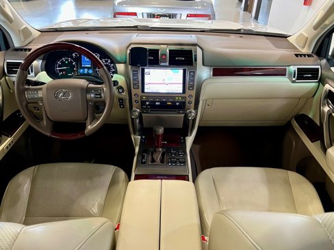 Used 2013 Lexus GX 460 Premium image 9