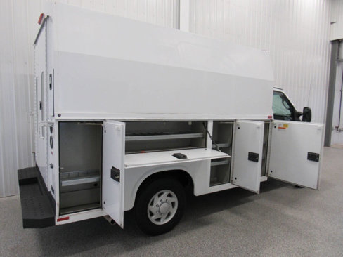 Used 2015 Ford E-350 and Econoline 350 Super Duty image 24