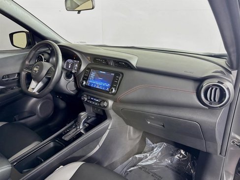 Certified 2021 Nissan Kicks SR w/ SR Premium Package image 28