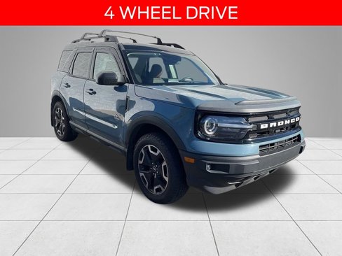 Used 2022 Ford Bronco Sport Outer Banks w/ Tech Package image 3