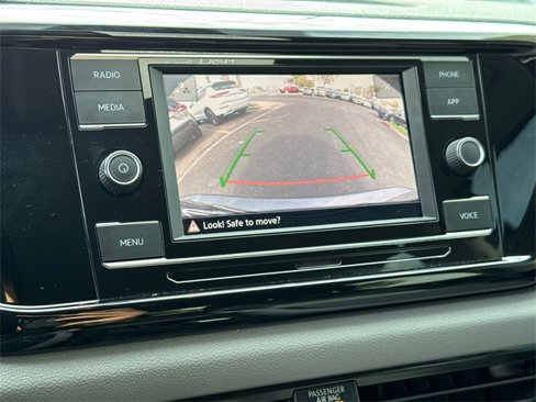 Certified 2022 Volkswagen Taos S image 22