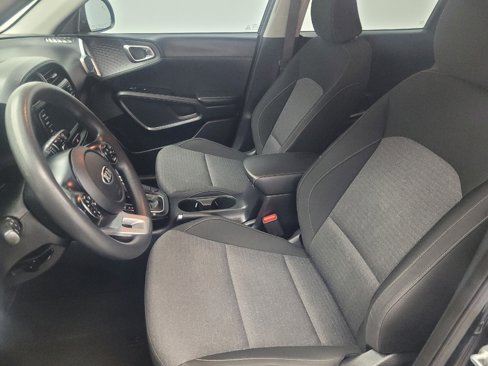 Used 2021 Kia Soul S image 17