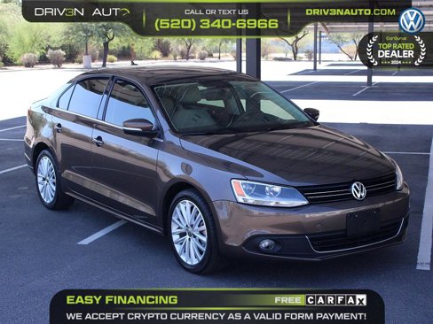 Used 2011 Volkswagen Jetta SEL image 1