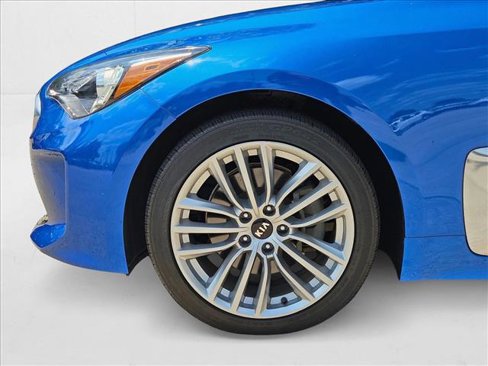 Used 2018 Kia Stinger image 9