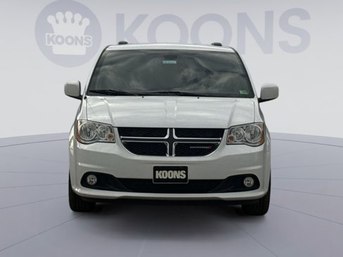 Used 2020 Dodge Grand Caravan SXT image 11