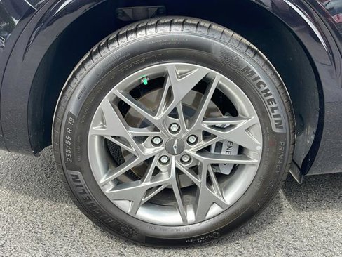 Used 2025 Genesis GV70 2.5T w/ Select Package image 33