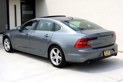 Used 2018 Volvo S90 T5 Momentum w/ Convenience Package image 26