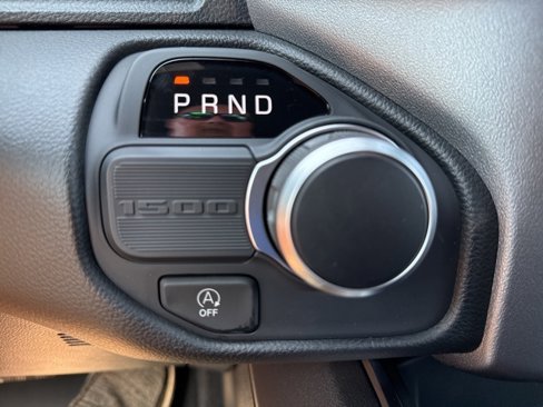New 2025 RAM 1500 2WD Crew Cab image 31