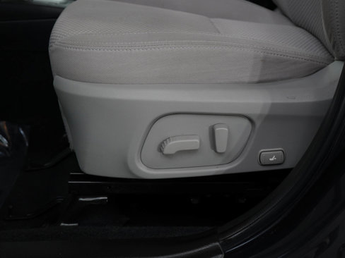 Used 2015 Subaru Forester 2.5i Premium w/ All-Weather Package image 18