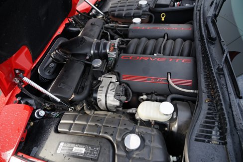 Used 2000 Chevrolet Corvette Convertible w/ Performance Handling Pkg image 25