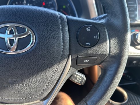 Used 2015 Toyota RAV4 Limited image 24