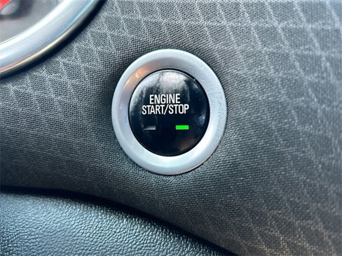 Certified 2020 Chevrolet Malibu LT image 17