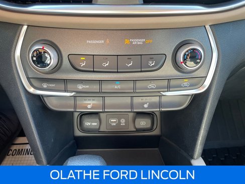 Used 2020 Hyundai Santa Fe SEL w/ Cargo Package image 15