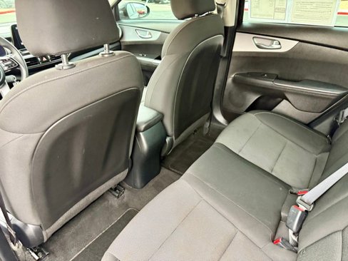 Used 2023 Kia Forte LXS image 21