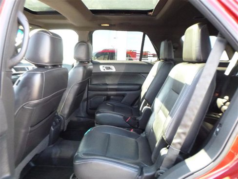 Used 2015 Ford Explorer Sport w/ Equipment Group 401A image 7